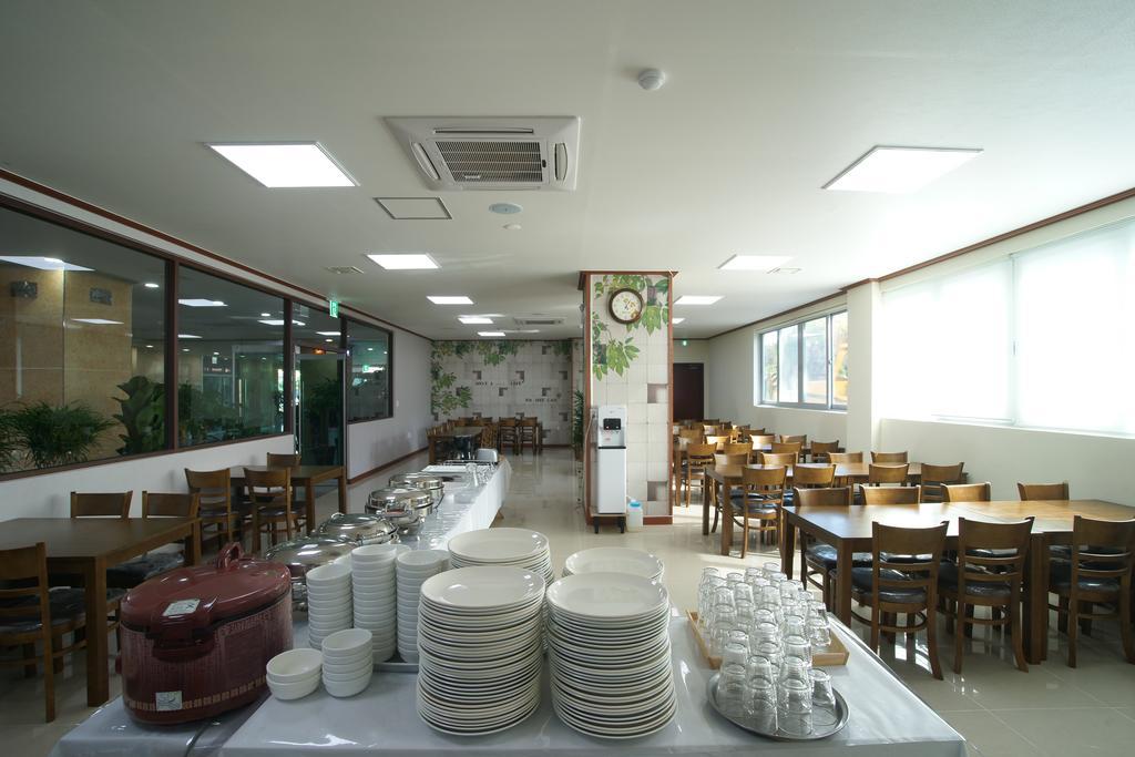 Seongsan Aqua Beach Hotel Seogwipo Exterior foto